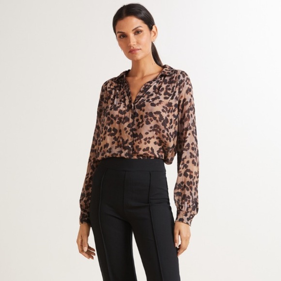 cloth & stone Tops - Cloth & Stone Golden Spots Button Down Blouse